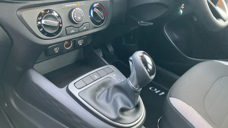 Hyundai i10 1.0 [63] Advance 5dr Auto [Nav] Petrol Hatchback